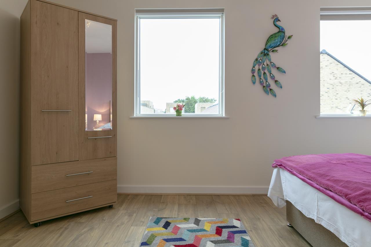 Modern & Exquisite Trumpington Townhouse With Parking & 5 Mins To Papworth Hospital Cambridge  Luaran gambar
