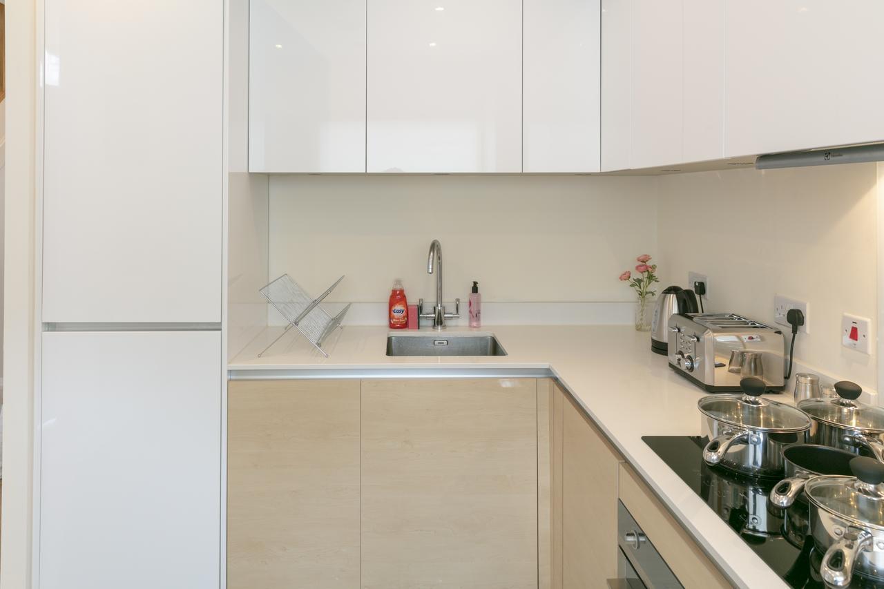 Modern & Exquisite Trumpington Townhouse With Parking & 5 Mins To Papworth Hospital Cambridge  Luaran gambar